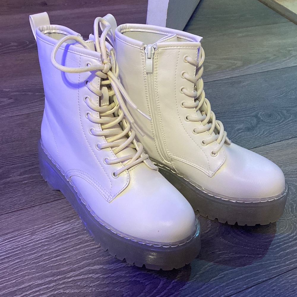 Steve Madden boots